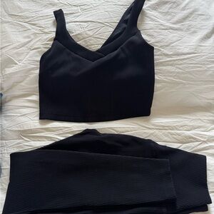 Beyond Yoga Black Ribbed Leggings and top Set!